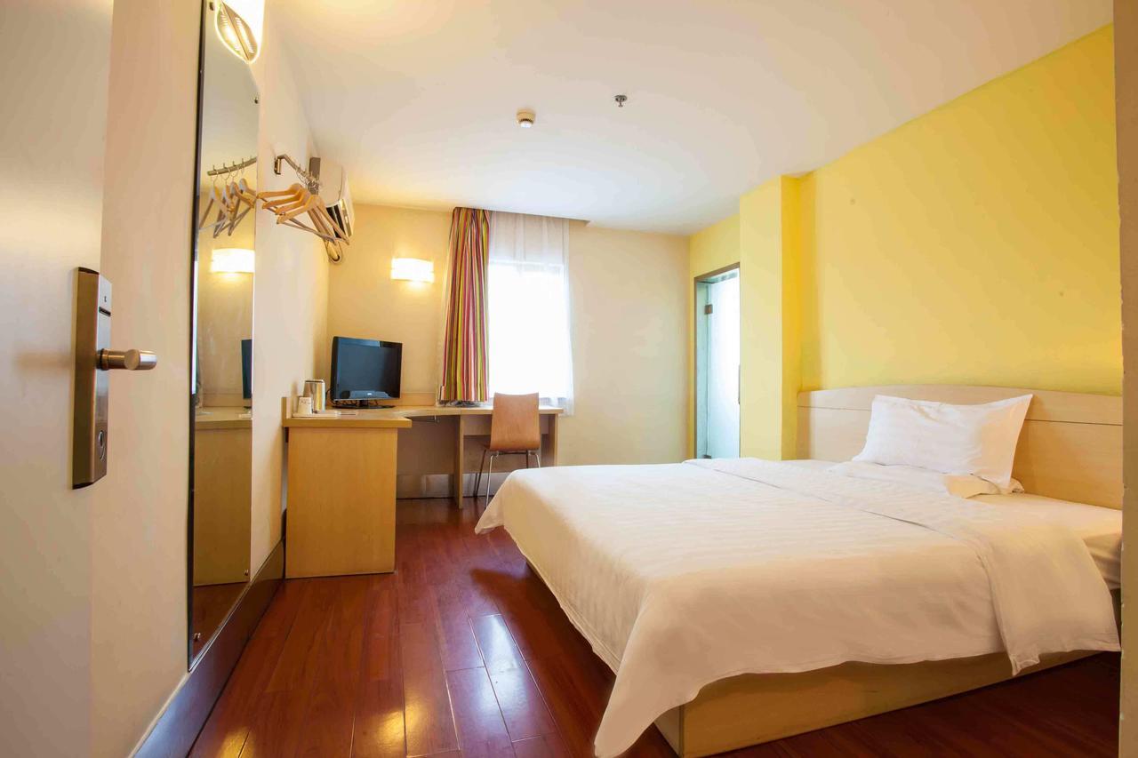 7Days Inn Dongguan Conference & Exhibition Center Dongguan (Guangdong) Quarto foto